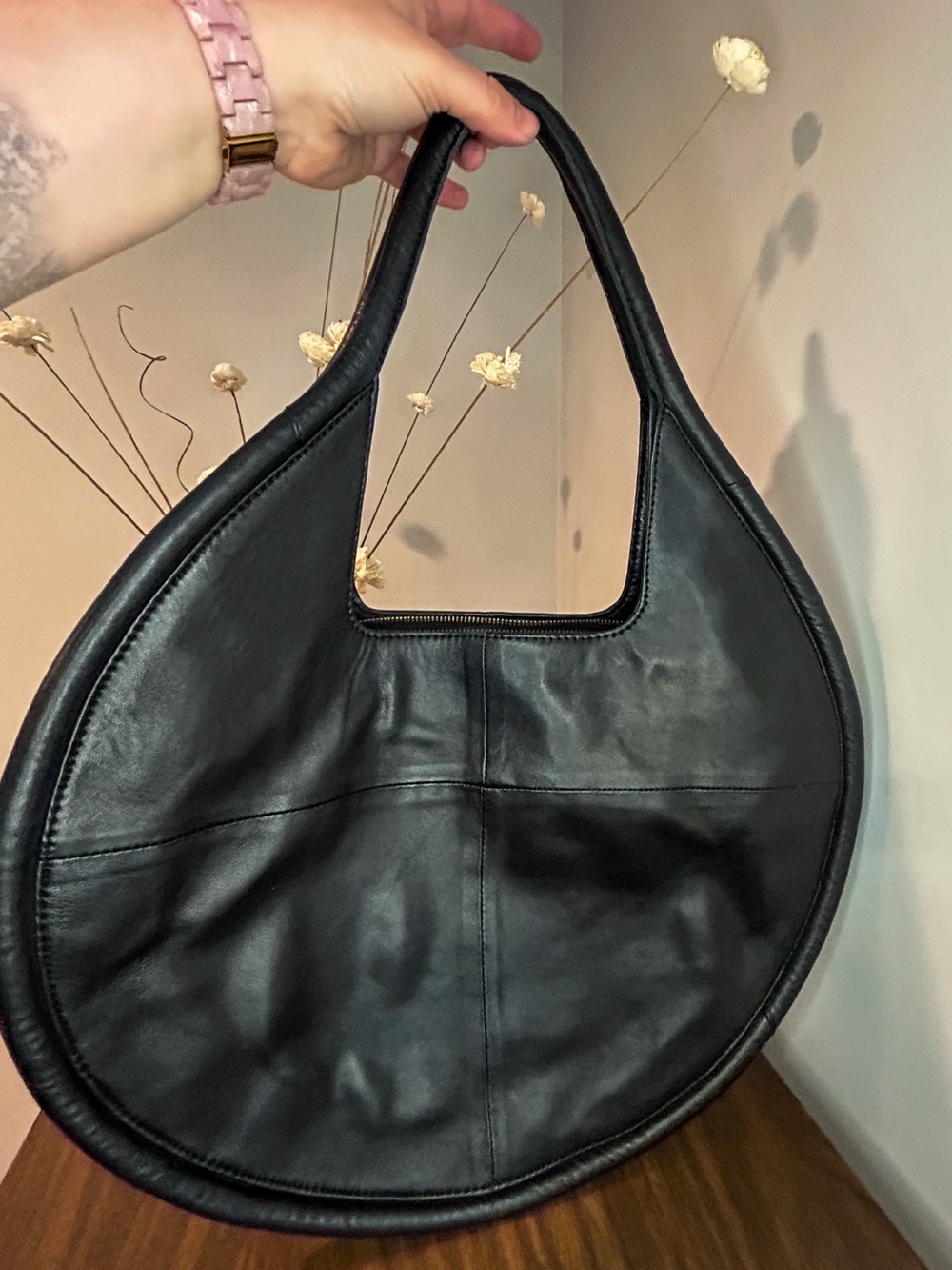 By Anthropologie Julien Circle Bag Black Sheep Leather Top Zip Shoulder Tote EUC - Picture 8 of 8